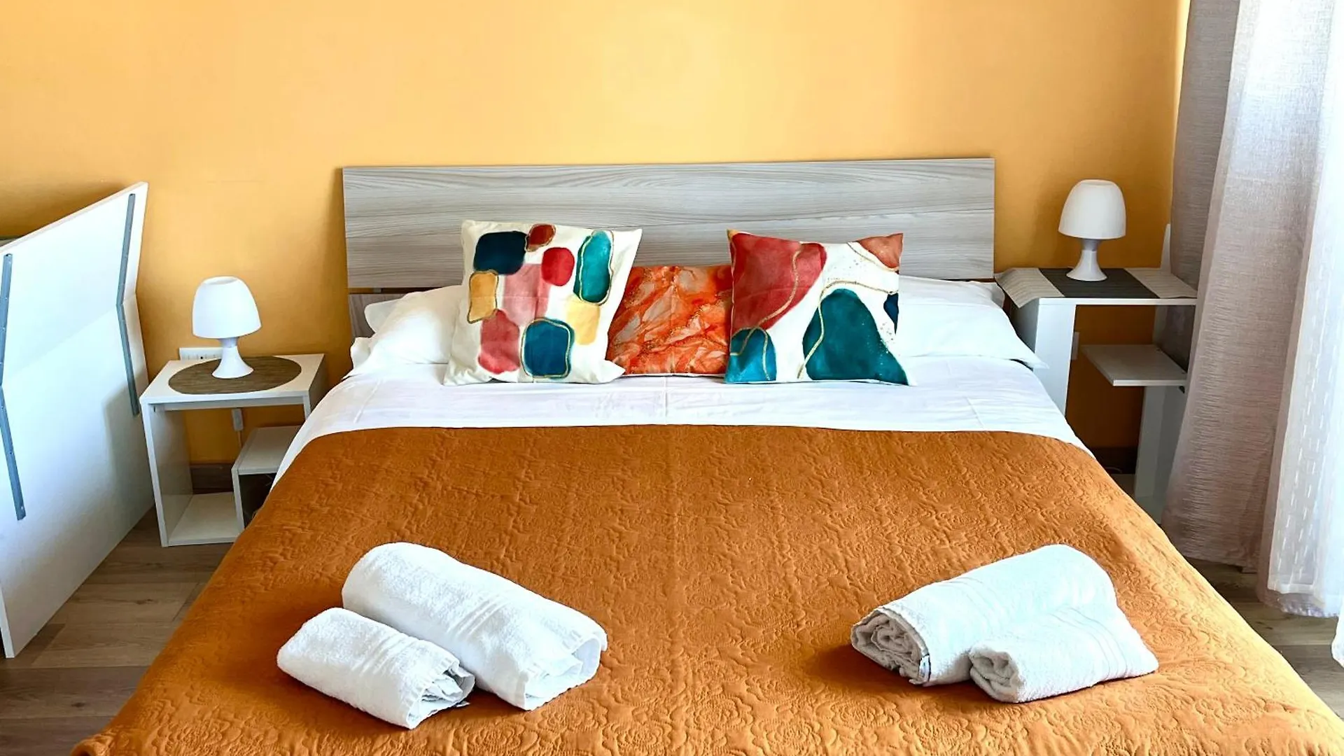 Bed and Breakfast Lealbe Di Sicilia Palermo Nocleg ze śniadaniem