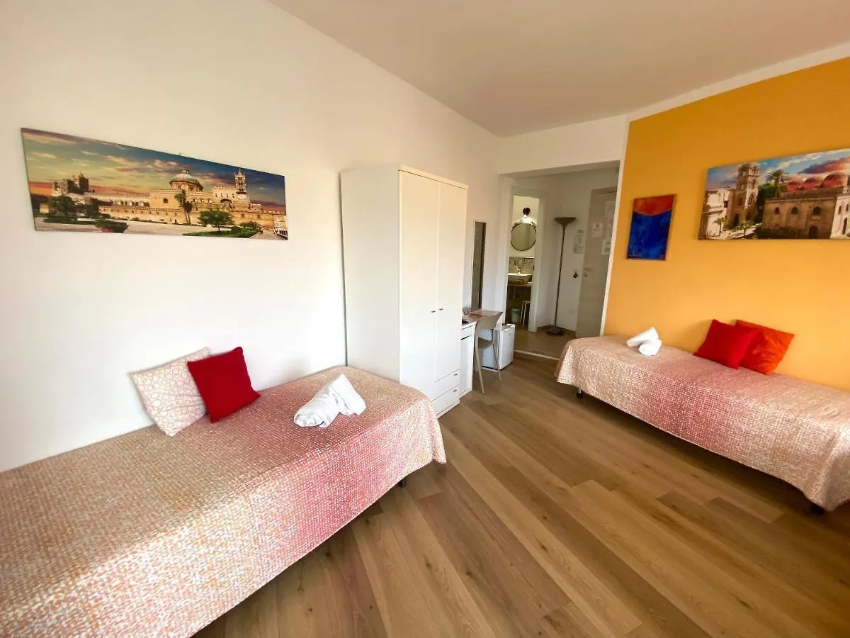 Lealbe Di Sicilia Bed and Breakfast Palermo Bed & Breakfast