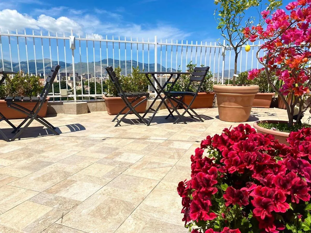 Lealbe Di Sicilia Bed and Breakfast Palermo Bed & Breakfast
